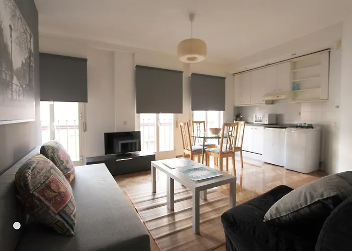 Apartamentos Goyescas Deco